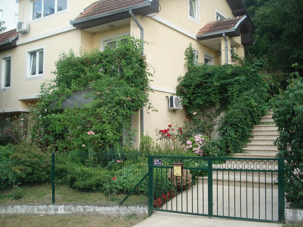 Apartments Don Belgrade Extérieur photo